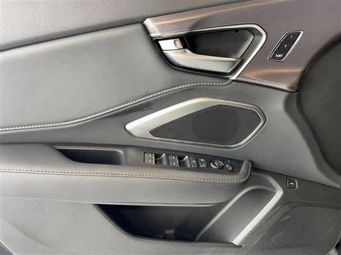 New 2026 Acura RDX SH-AWD image 15