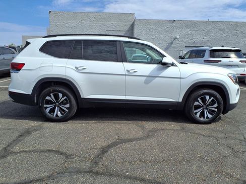 New 2026 Volkswagen Atlas SE image 7