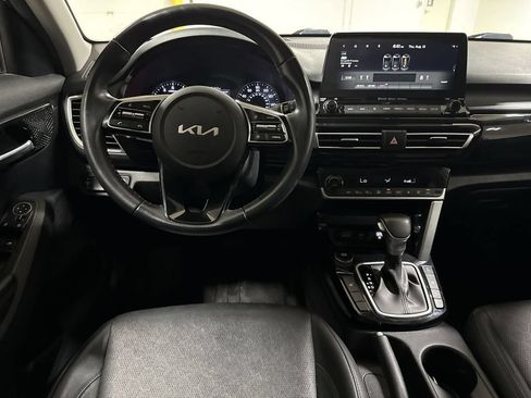 Used 2022 Kia Seltos EX AWD/4WD image 11
