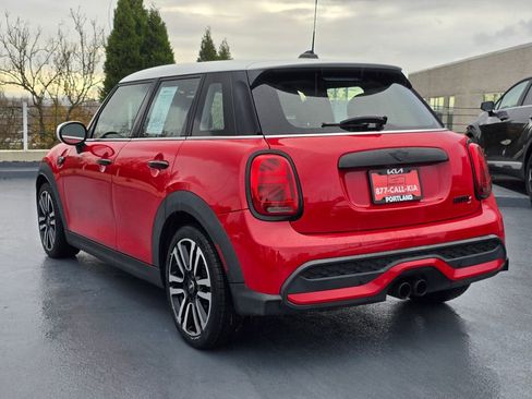 Used 2022 MINI Cooper S w/ Premium Package image 3