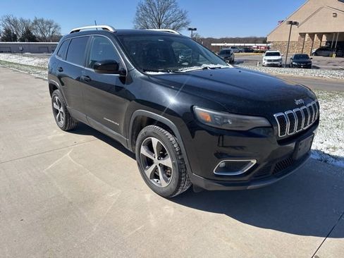 Used 2020 Jeep Cherokee Limited image 4