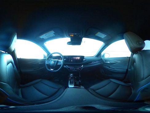 Used 2025 Buick Envista Sport Touring image 38