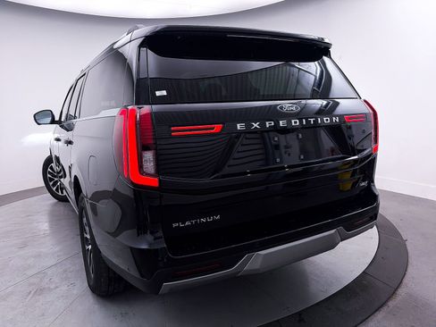 Used 2025 Ford Expedition Max Platinum image 10
