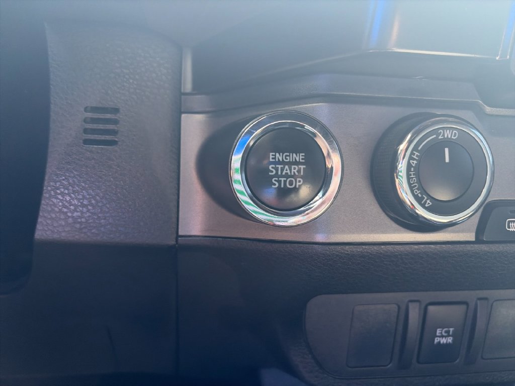 Used 2023 Toyota Tacoma TRD Off-Road AWD/4WD image 26