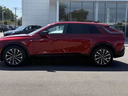 Certified 2024 Cadillac Lyriq Sport w/ LPO, Floor Liner Package AWD/4WD image 10