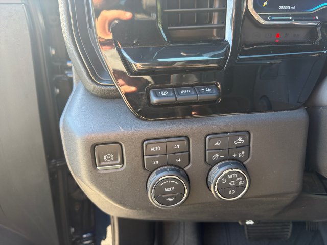 Used 2022 Chevrolet Silverado 1500 ZR2 w/ Technology Package AWD/4WD image 30