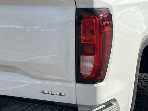 Used 2019 GMC Sierra 1500 SLE w/ SLE Value Package image 7
