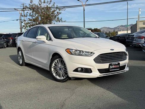 Used 2015 Ford Fusion SE w/ Equipment Group 202A image 1