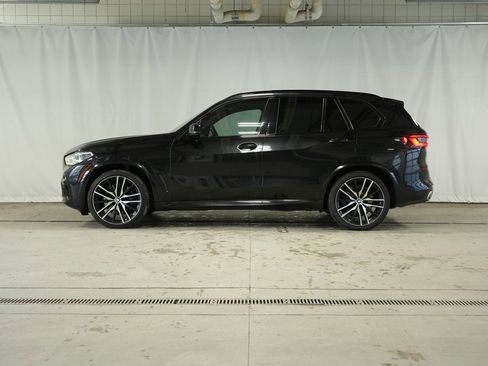 Used 2019 BMW X5 xDrive50i w/ M Sport Package image 2