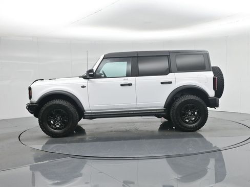 Used 2022 Ford Bronco Wildtrak image 28