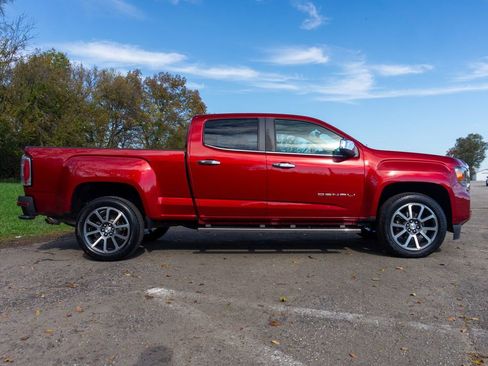 Used 2021 GMC Canyon Denali image 4
