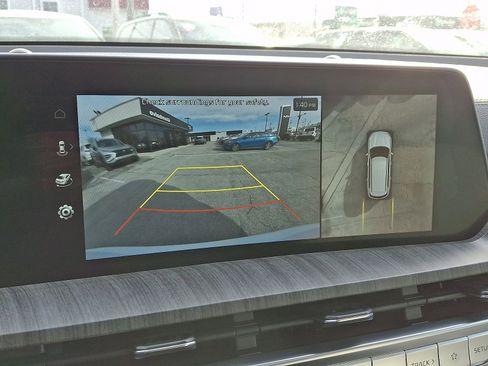 Used 2024 Kia Telluride SX w/ Towing Package image 19