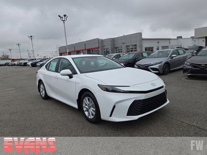 New 2026 Toyota Camry LE w/ Convenience Package