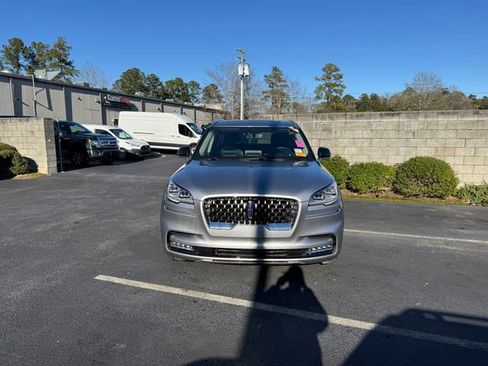 Used 2021 Lincoln Aviator Grand Touring w/ Equipment Group 302A image 3