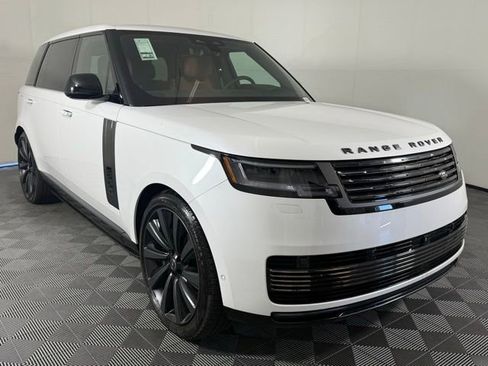 New 2025 Land Rover Range Rover SV image 10