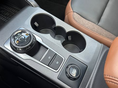 Certified 2025 Ford Bronco Sport Outer Banks w/ Outer Banks Tech Package+ image 30