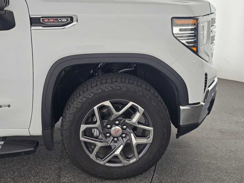 Used 2026 GMC Sierra 1500 SLT w/ SLT Premium Package AWD/4WD image 9