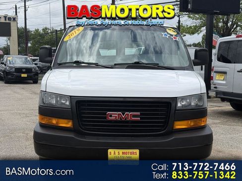 Used 2019 GMC Savana 2500 w/ Communications Package image 1