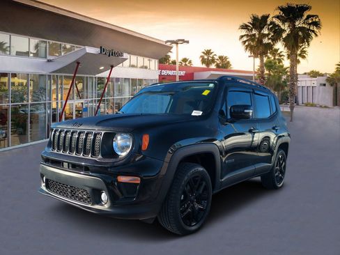 Used 2023 Jeep Renegade Altitude w/ Sun/Sound Group image 6