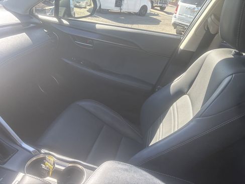Used 2018 Lexus NX 300 image 21