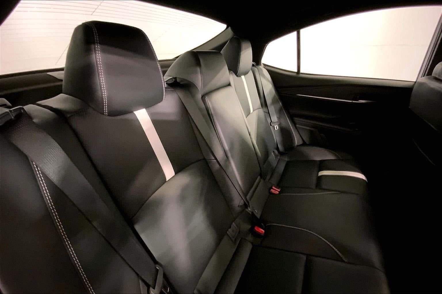 Used 2025 Toyota Camry SE FWD image 23