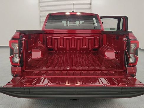 New 2025 Ford Ranger Lariat w/ FX4 Off-Road Package image 32