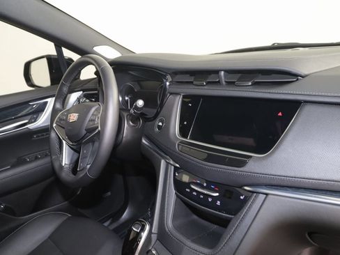Used 2024 Cadillac XT5 Premium Luxury image 57