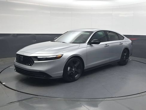 Certified 2026 Honda Accord Sport image 9
