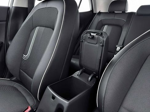 New 2026 Hyundai Venue SEL image 18