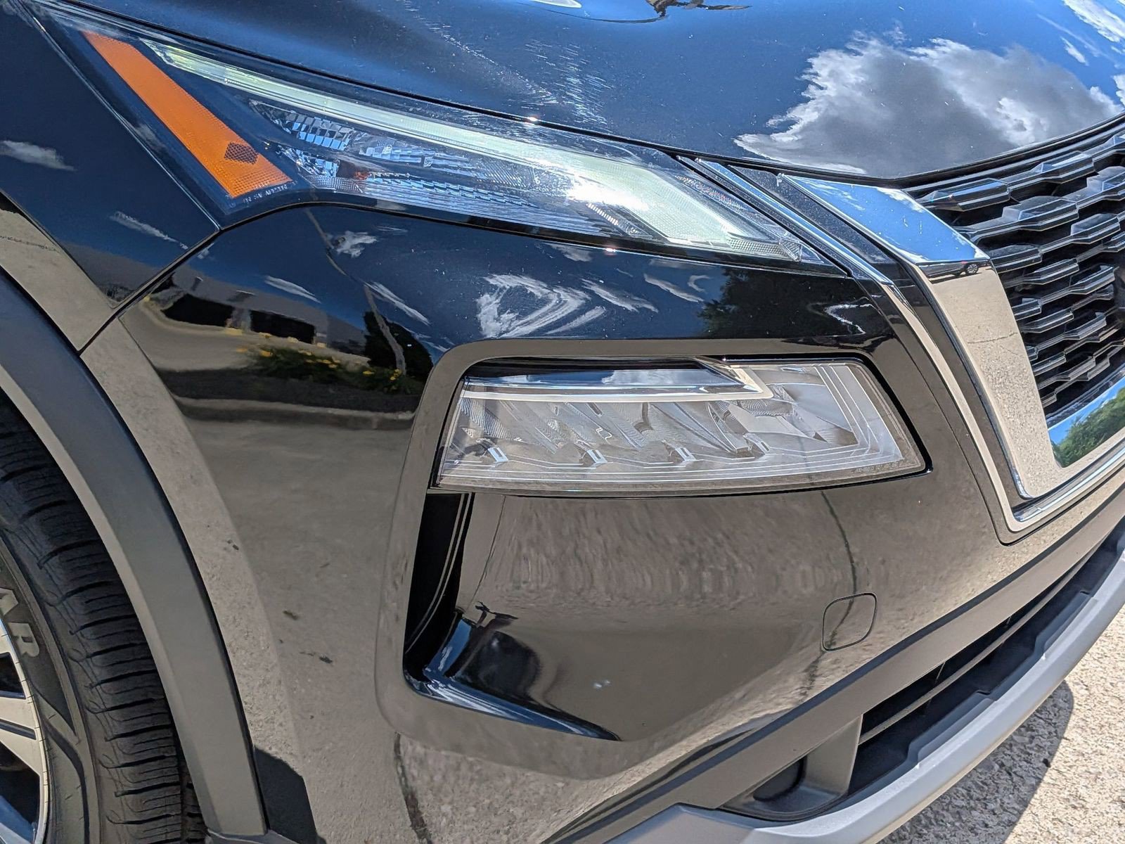 Certified 2021 Nissan Rogue SV AWD/4WD image 41