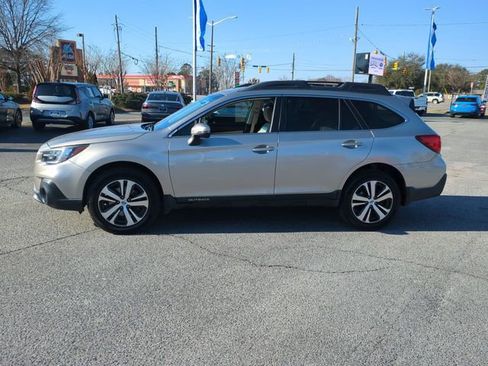Used 2019 Subaru Outback 3.6R Limited w/ Popular Package #2 image 6