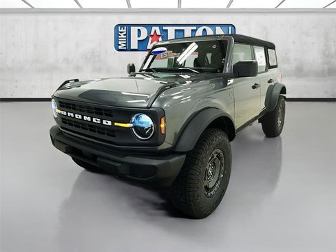 New 2025 Ford Bronco 4-Door w/ Sasquatch Package image 3