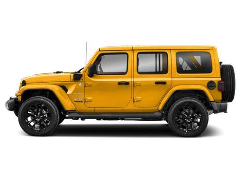 Certified 2022 Jeep Wrangler Unlimited Sahara w/ Cold Weather Group AWD/4WD image 3