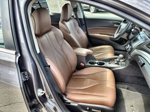 Used 2022 Acura ILX w/ Premium Package FWD image 27