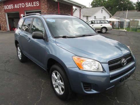Used 2012 Toyota RAV4 4WD w/ Upgrade Value Pkg image 4