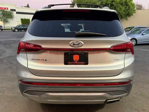 Used 2021 Hyundai Santa Fe SEL w/ Convenience + Premium Package AWD/4WD image 11