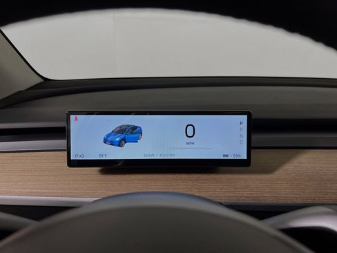 Used 2023 Tesla Model Y Long Range image 22