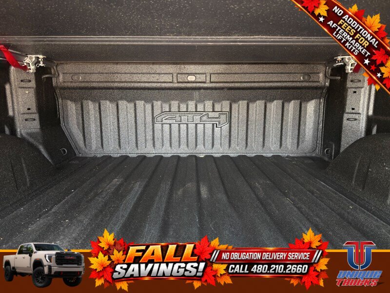 Used 2024 GMC Sierra 1500 AT4 w/ Technology Package AWD/4WD image 9