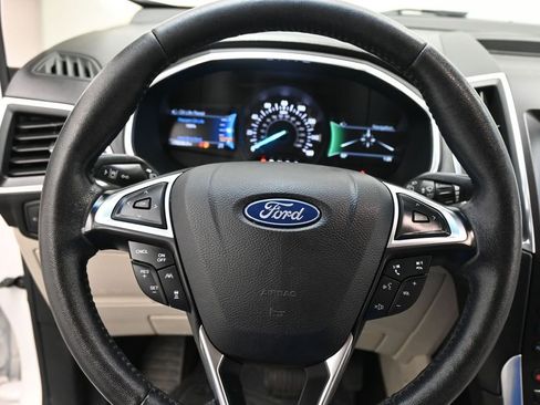 Certified 2020 Ford Edge Titanium FWD image 17