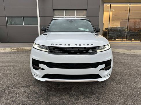 New 2026 Land Rover Range Rover Sport Dynamic SE AWD/4WD image 2