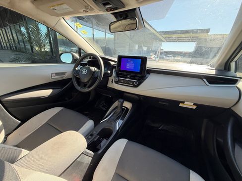 Used 2024 Toyota Corolla LE w/ LE Convenience Package FWD image 16