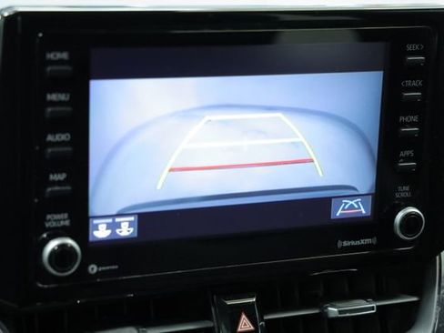 Used 2022 Toyota Corolla Cross XLE image 18