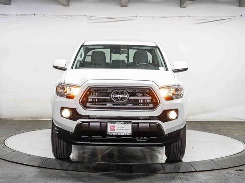 Certified 2019 Toyota Tacoma SR5 RWD image 7