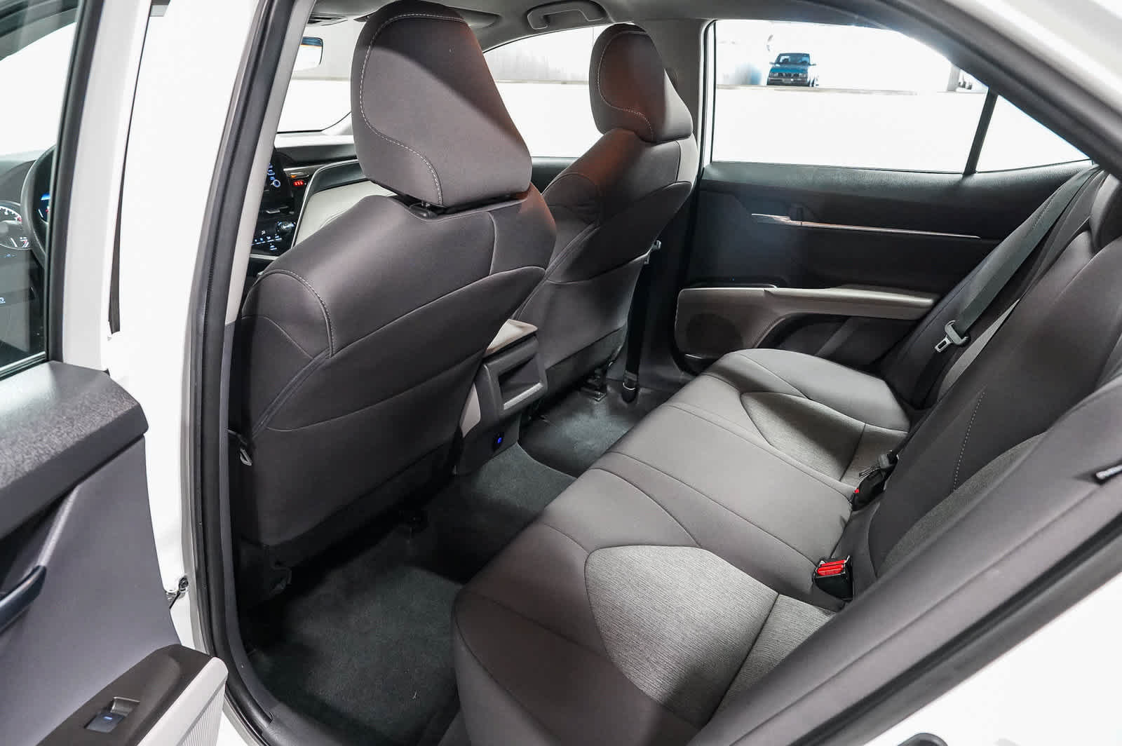 Certified 2024 Toyota Camry LE FWD image 19