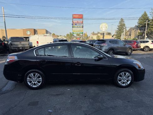 Used 2011 Nissan Altima 2.5 SL w/ 2.5SL Pkg FWD image 8