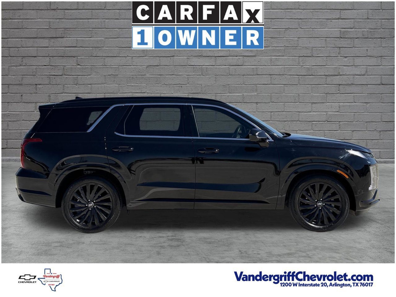 Used 2025 Hyundai Palisade Calligraphy AWD/4WD image 3