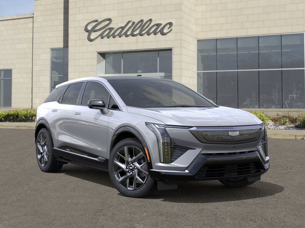 New 2027 Cadillac Optiq Luxury w/ LPO, Floor Liner Package AWD/4WD image 7