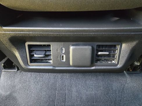 Used 2025 Chevrolet Silverado 2500 LT AWD/4WD image 16