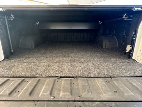 Used 2024 GMC Sierra 1500 AT4X image 12