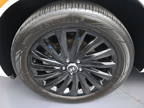 Certified 2025 Hyundai Palisade Calligraphy AWD/4WD image 14